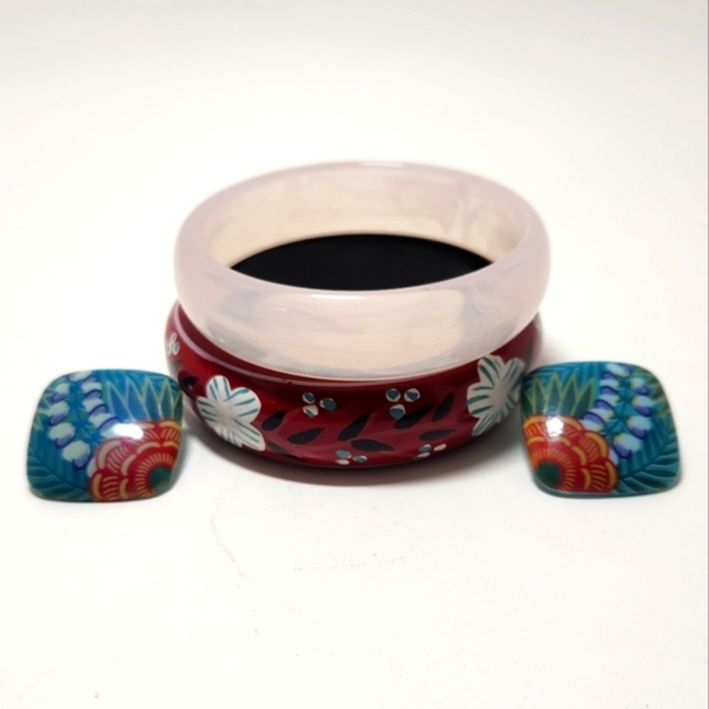 Hand Painted Wooden Bracelet And Earrings With Acrylic Bracelet In Rose Pink 14$